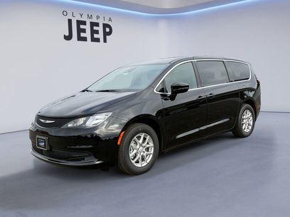 New 2025 Chrysler Voyager LX