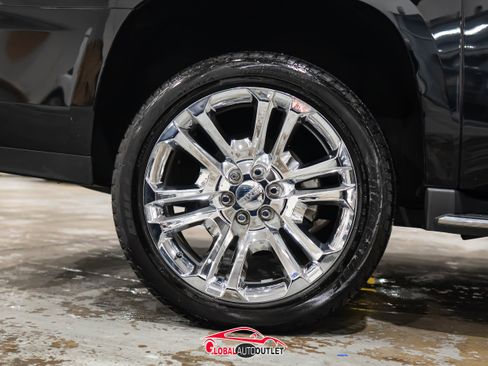 Used 2019 GMC Yukon XL SLT w/ Premium Edition image 11