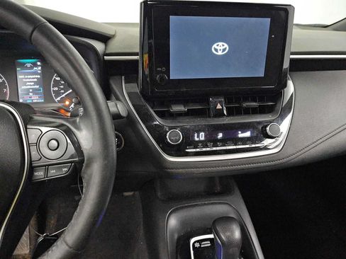 Used 2024 Toyota Corolla SE FWD image 9