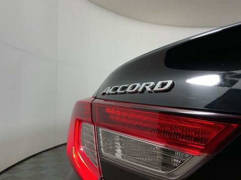 Used 2021 Honda Accord Hybrid image 30