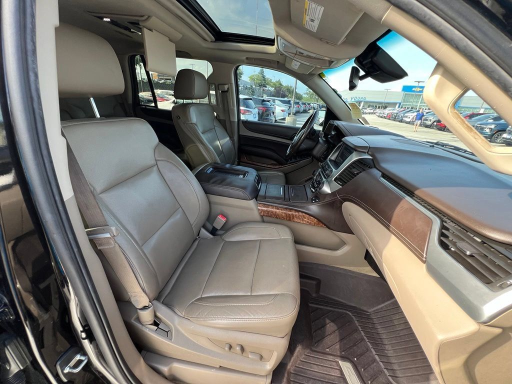 Used 2015 Chevrolet Tahoe LTZ AWD/4WD image 33