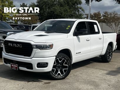 Used 2025 RAM 1500 Laramie w/ Sport Appearance Package