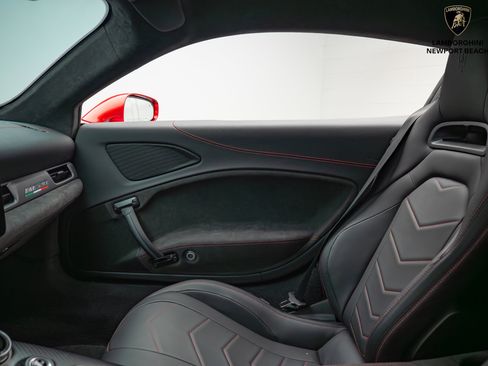 Used 2023 Maserati MC20 Coupe image 38