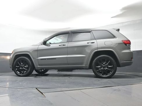 Used 2021 Jeep Grand Cherokee Laredo X AWD/4WD image 28