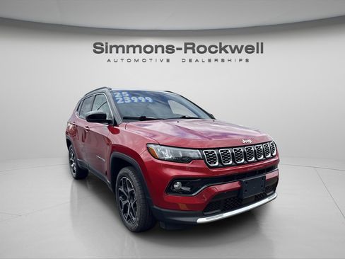 Used 2025 Jeep Compass Limited AWD/4WD image 6