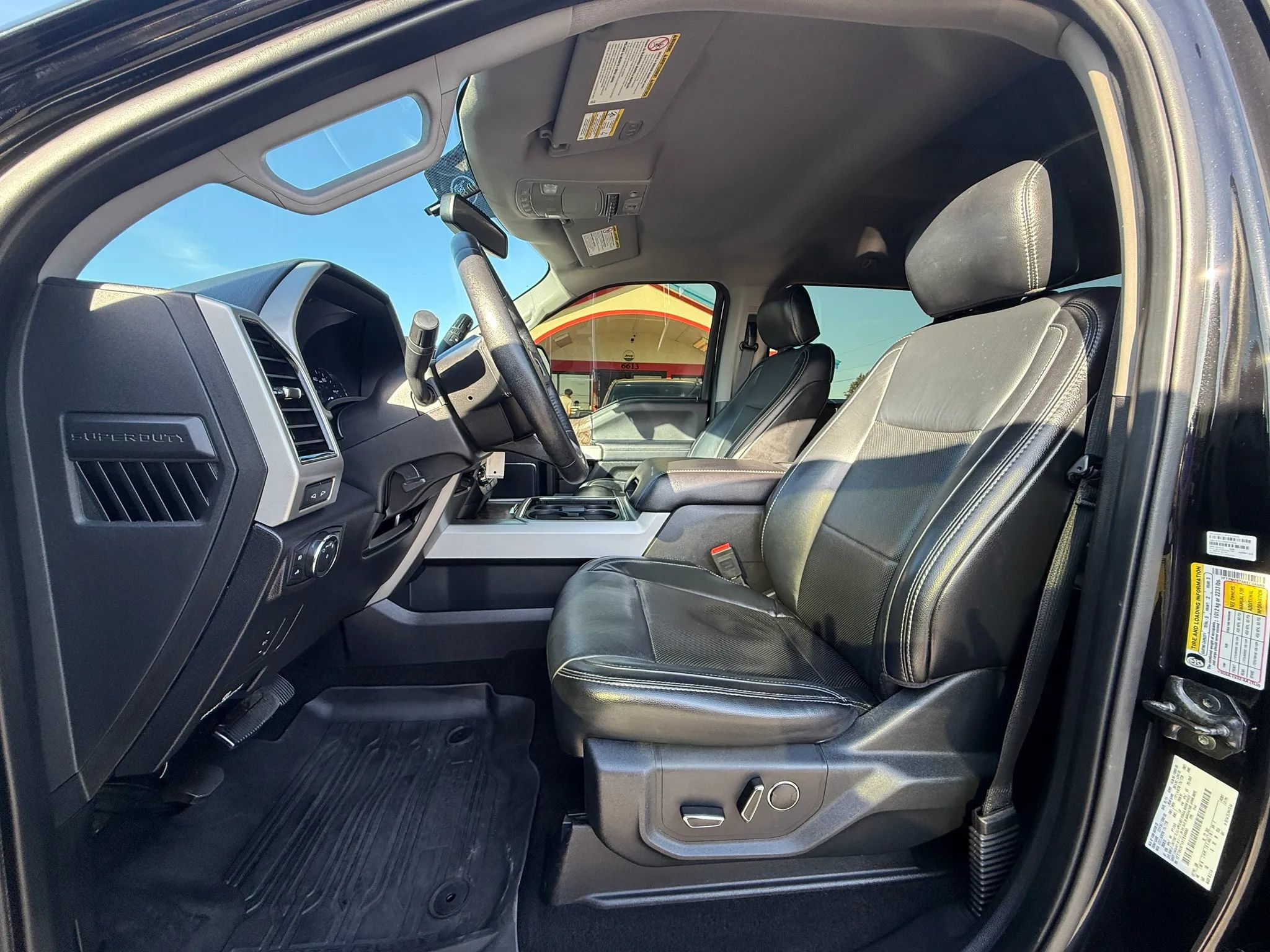 Used 2019 Ford F250 Lariat AWD/4WD image 9
