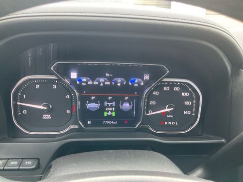 Used 2022 GMC Sierra 3500 Denali w/ Denali Ultimate Package image 22