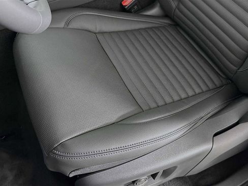 New 2026 Land Rover Discovery Sport Landmark image 20