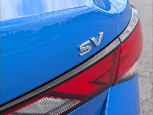 Used 2022 Nissan Sentra SV w/ All-Weather Package FWD image 18