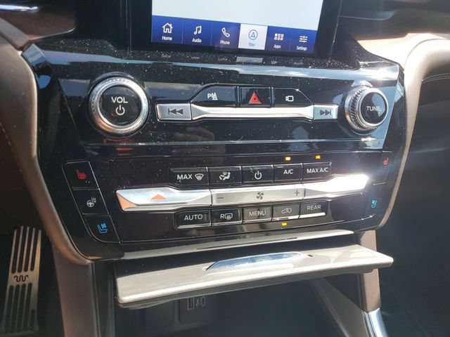 Used 2022 Ford Explorer King Ranch w/ Class IV Trailer Tow Package AWD/4WD image 33