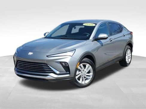 Certified 2025 Buick Envista Preferred w/ Convenience II Package FWD image 1