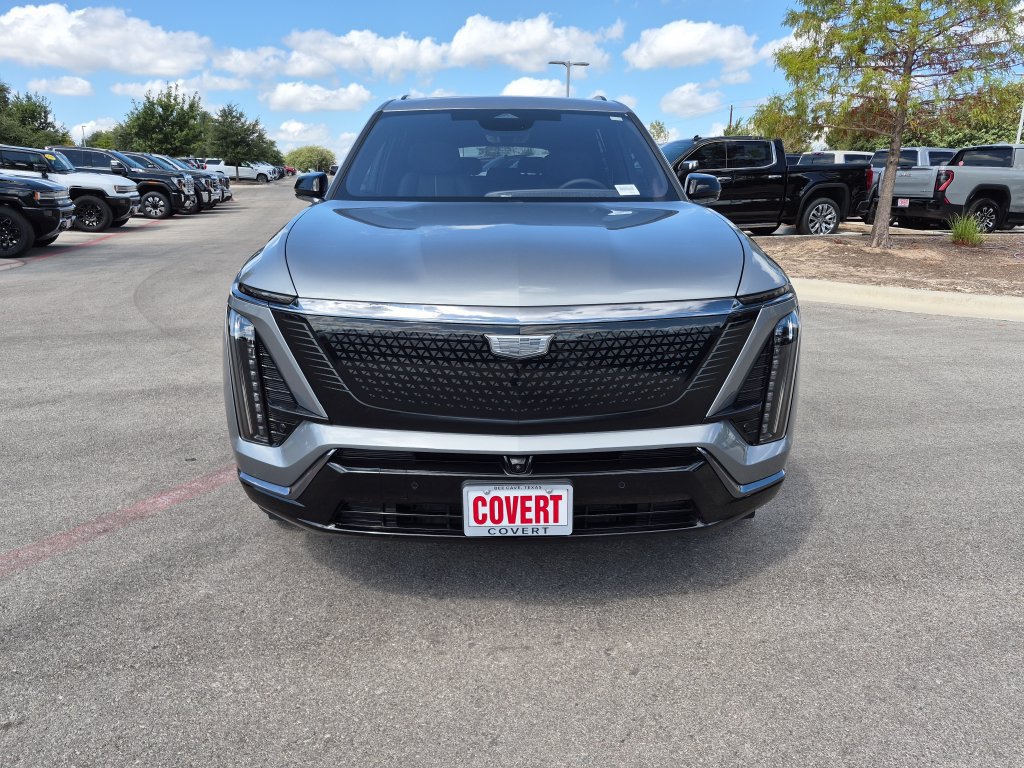 Used 2026 Cadillac Vistiq Sport AWD/4WD image 2