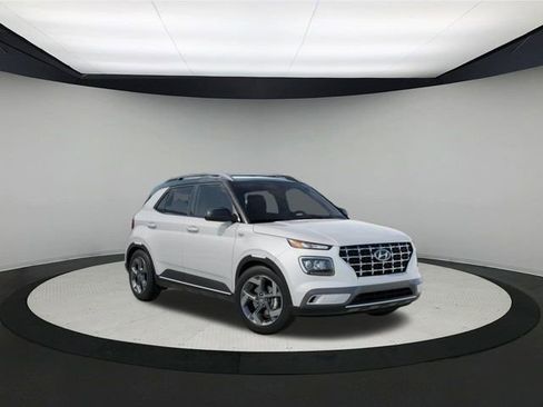 New 2026 Hyundai Venue SEL image 4