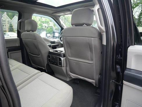 Used 2020 Ford F250 XLT w/ XLT Premium Package AWD/4WD image 28