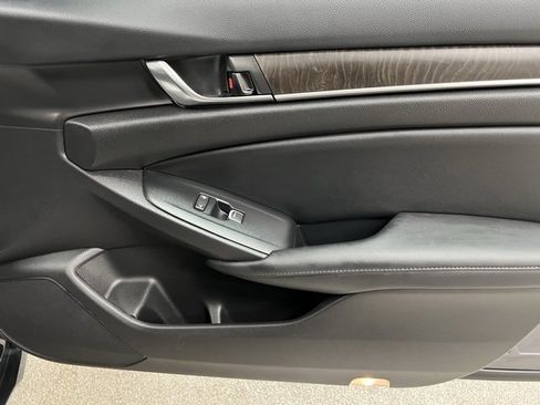 Used 2022 Honda Accord EX-L image 59