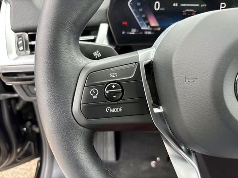 Certified 2025 BMW X2 xDrive28i image 18