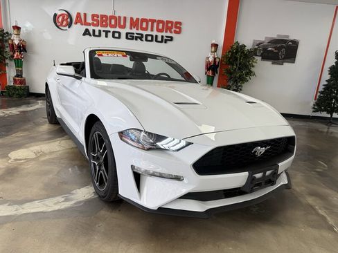 Used 2023 Ford Mustang Premium image 2