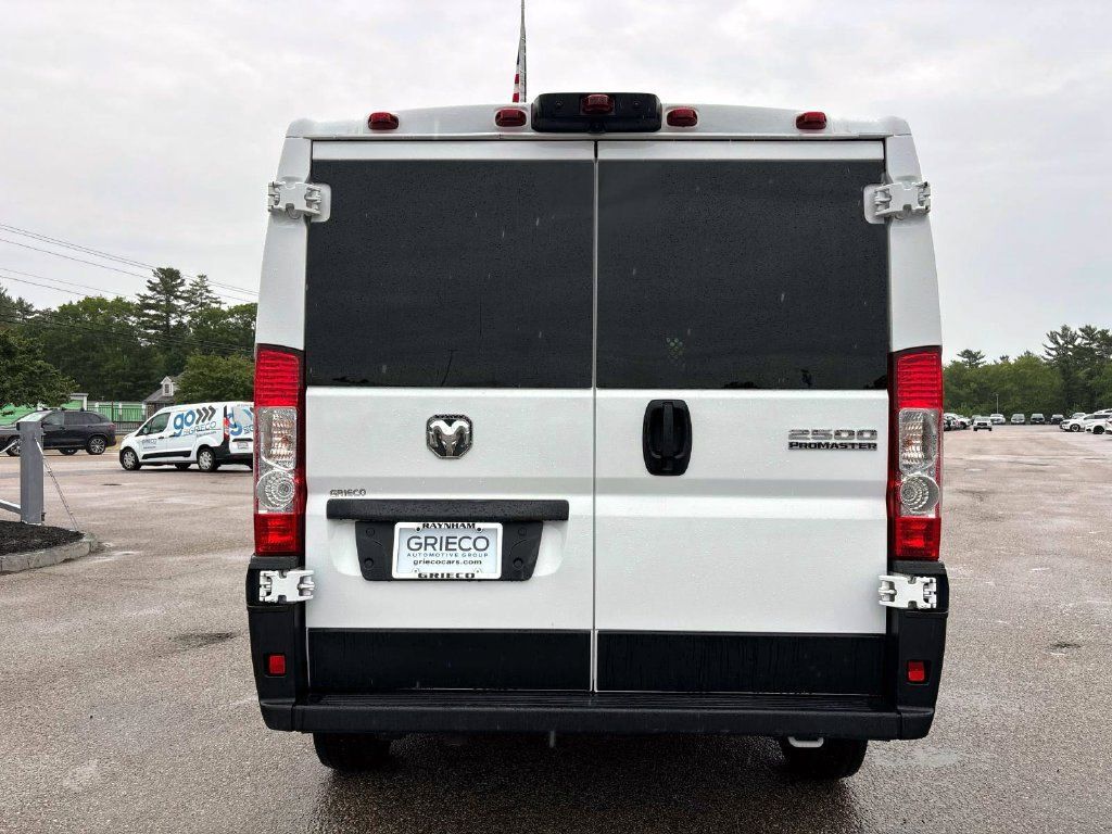 Used 2025 RAM ProMaster 2500 w/ U-Haul Equipment Group FWD image 6