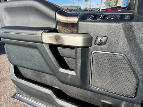 Used 2022 Ford F350 Lariat w/ Lariat Ultimate Package image 13