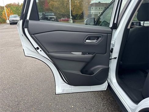 New 2026 Nissan Rogue SV image 15