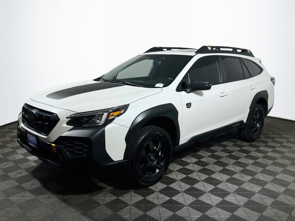 Used 2024 Subaru Outback Wilderness AWD/4WD image 3