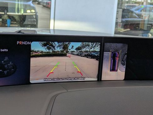 Used 2025 Lincoln Navigator L Black Label image 32