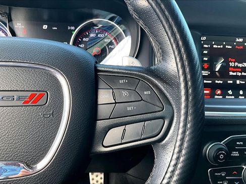 Used 2020 Dodge Charger Scat Pack w/ Navigation & Travel Group RWD image 12
