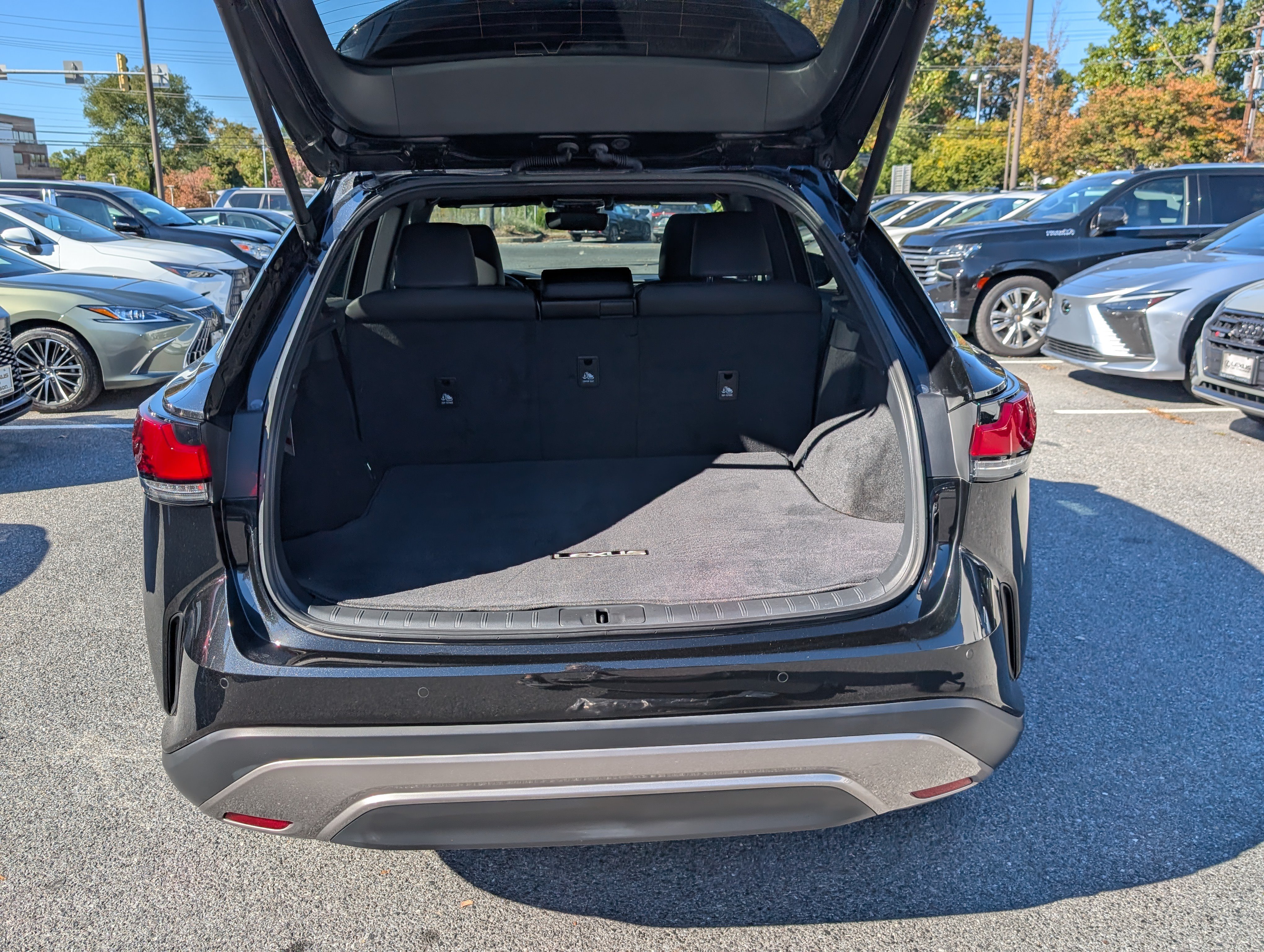 Used 2024 Lexus RX 350 Premium w/ Accessory Package (Z1) AWD/4WD image 13