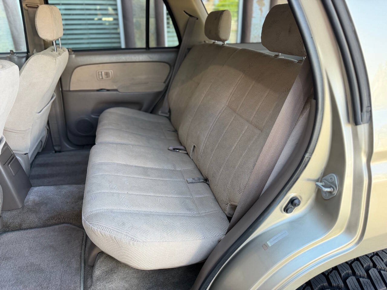Used 2001 Toyota 4Runner SR5 RWD image 13
