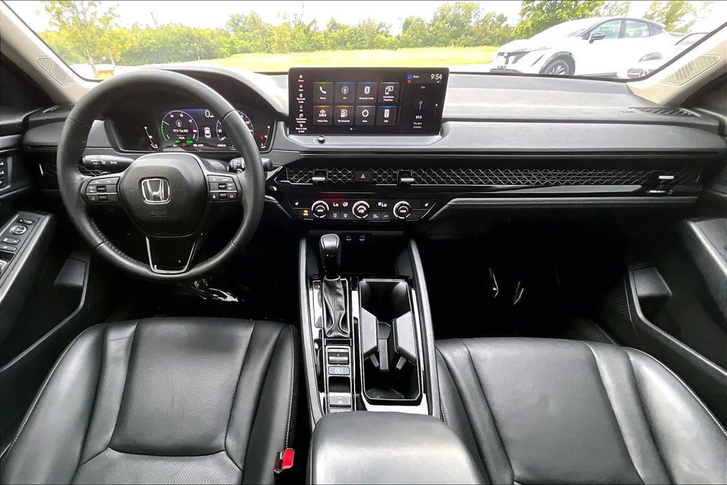 Used 2024 Honda Accord EX-L image 9