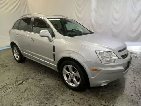 Used 2014 Chevrolet Captiva Sport LTZ image 2