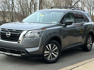 Certified 2023 Nissan Pathfinder SL video 1