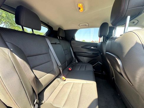 Used 2023 Chevrolet TrailBlazer RS image 12