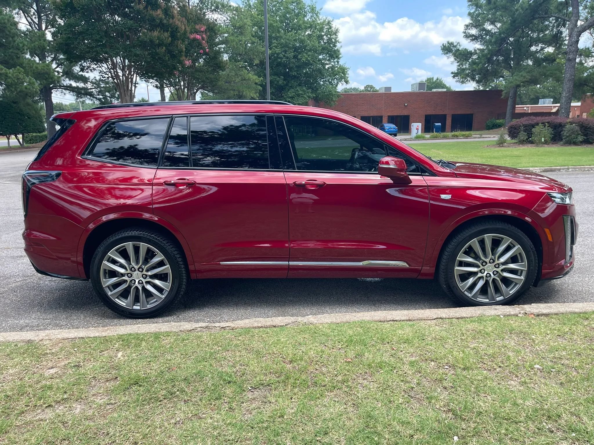Used 2020 Cadillac XT6 Sport AWD/4WD image 6
