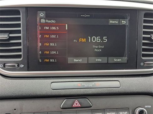 Used 2020 Kia Sportage LX image 20