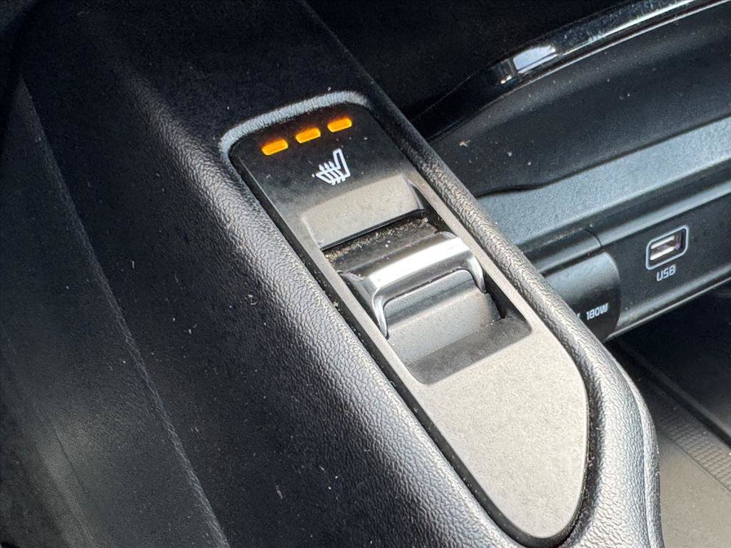 Certified 2024 Kia Telluride S w/ S Sunroof Package FWD image 20