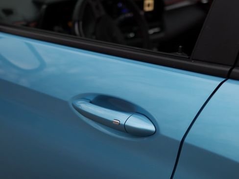 Used 2025 Chevrolet TrailBlazer RS w/ Driver Confidence Package image 33