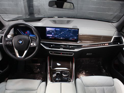 Used 2024 BMW X5 sDrive40i w/ Premium Package RWD image 27