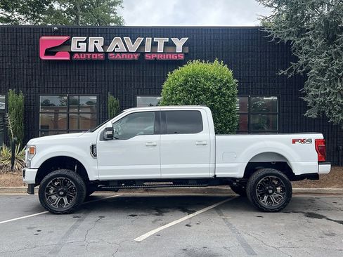 Used 2022 Ford F250 Lariat image 9