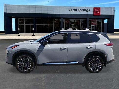 New 2026 Nissan Rogue Platinum w/ Platinum Premium Package image 2