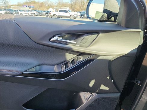 New 2026 Chevrolet Equinox RS image 18