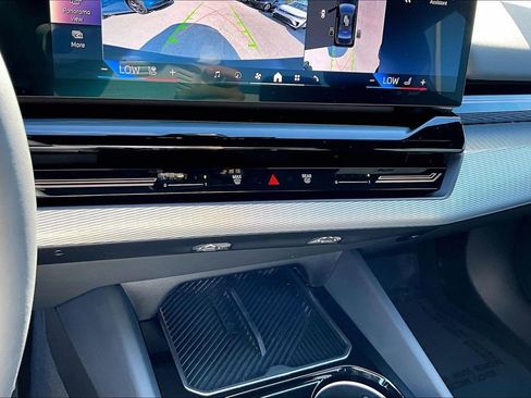 Used 2026 BMW 530i xDrive image 16