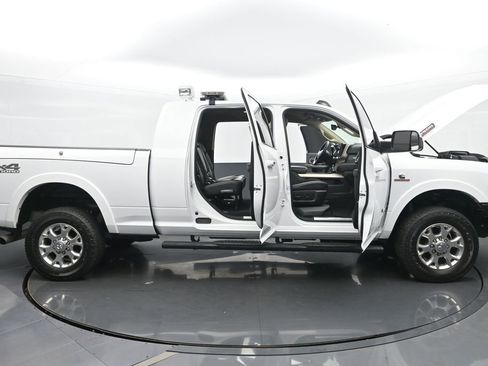 Used 2022 RAM 2500 Laramie w/ Safety Group B image 57