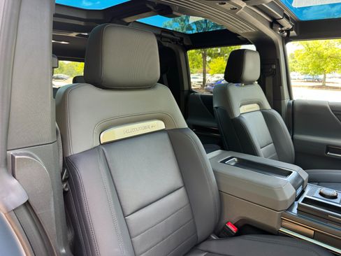 Used 2024 GMC Hummer EV 3X w/ Omega Edition AWD/4WD image 63