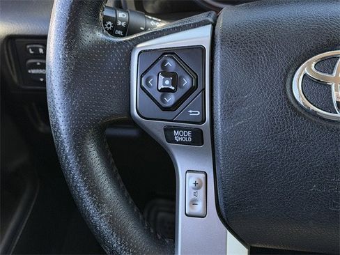 Used 2014 Toyota 4Runner SR5 image 13