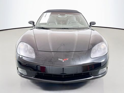 Used 2009 Chevrolet Corvette Convertible w/ Preferred Equipment Group RWD image 2