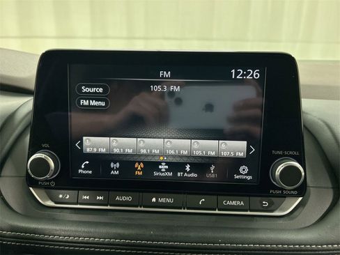 Used 2023 Nissan Rogue SV image 18