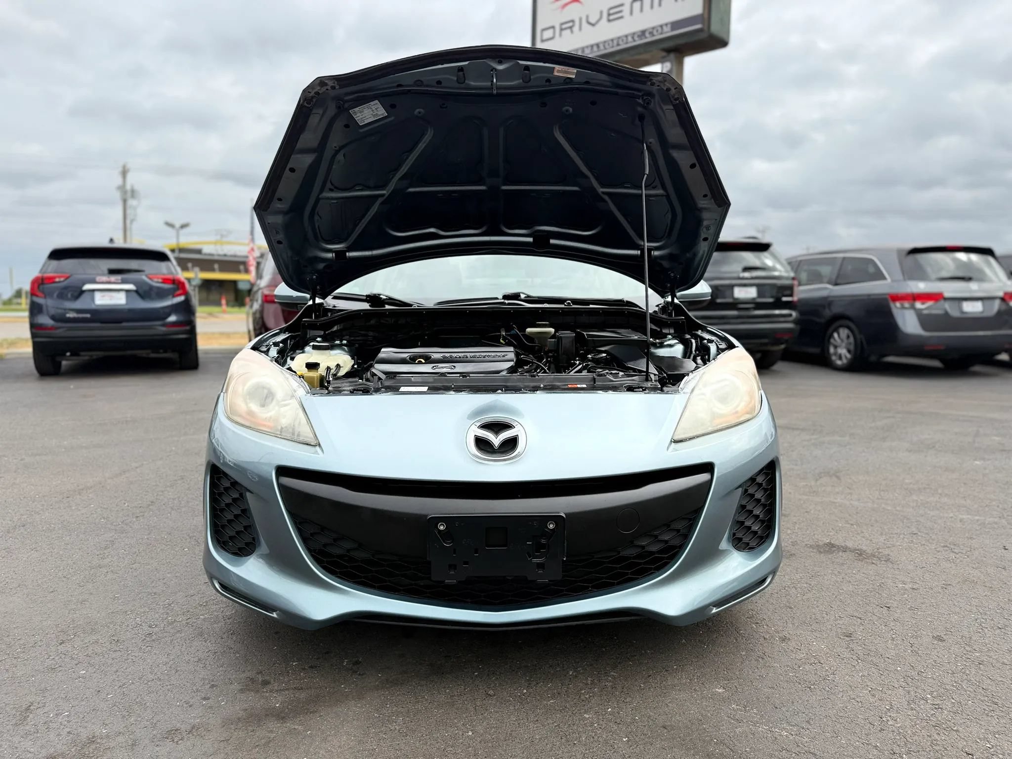 Used 2012 MAZDA MAZDA3 i Touring FWD image 11