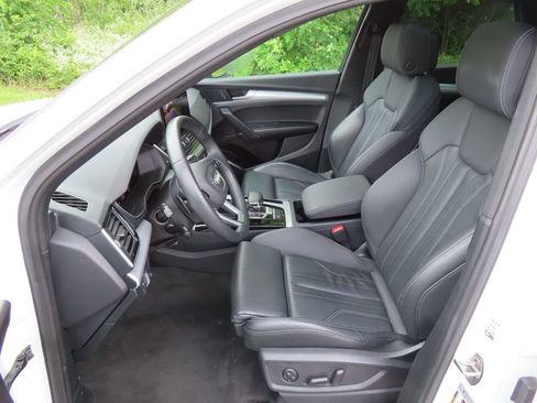 Used 2025 Audi Q5 2.0T Premium AWD/4WD image 23
