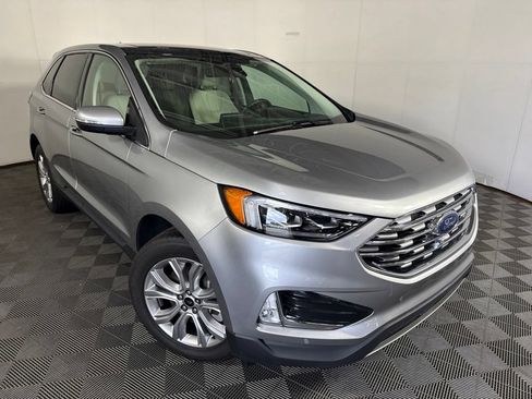 Used 2023 Ford Edge Titanium w/ Equipment Group 301A AWD/4WD image 2